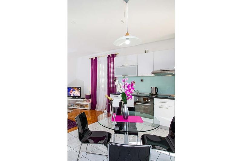 Wakacje w Chorwacji - Makarska - Apartament Vesela A2 /  06