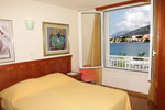 apartman pogled soba sa pogledom na more 